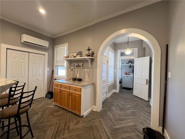 909 Power St, Refugio, TX 78377