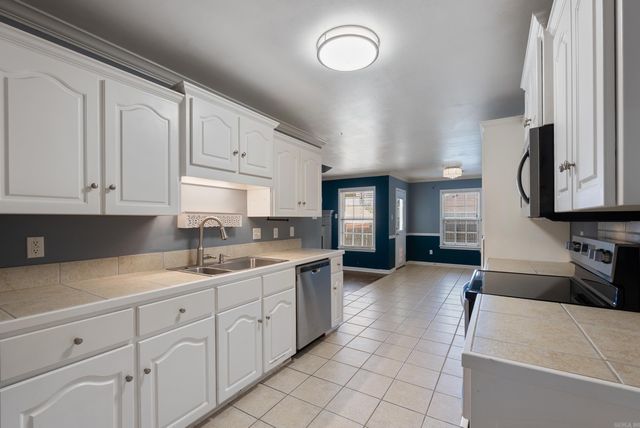 7 Sunshine Lane, Ward, AR 72176