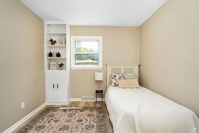 1741 Cassell Road, Manhattan, KS 66502
