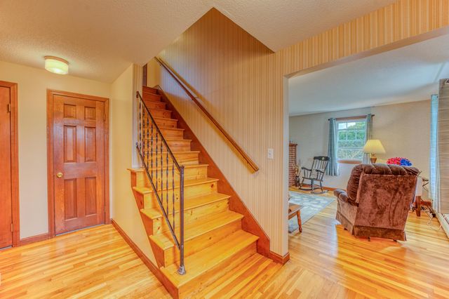 165 Bethlehem Road, Littleton, NH 03561