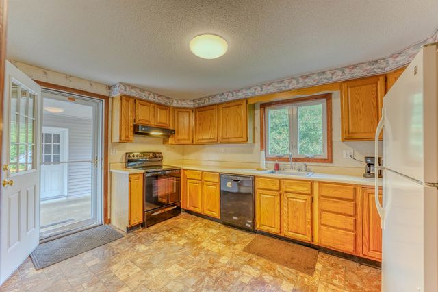 165 Bethlehem Road, Littleton, NH 03561