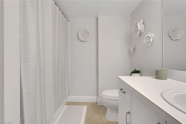 1835 Florida Club CIR 3102, Naples, FL 34112