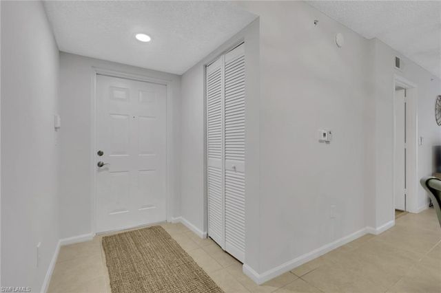 1835 Florida Club CIR 3102, Naples, FL 34112