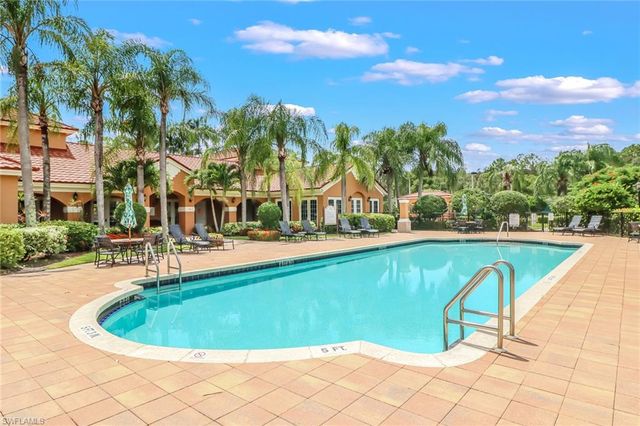 1835 Florida Club CIR 3102, Naples, FL 34112