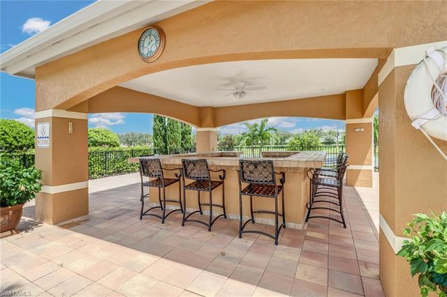 1835 Florida Club CIR 3102, Naples, FL 34112