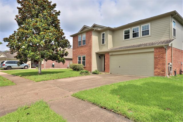 3112 Wild Turkey Lane, Pearland, TX 77581