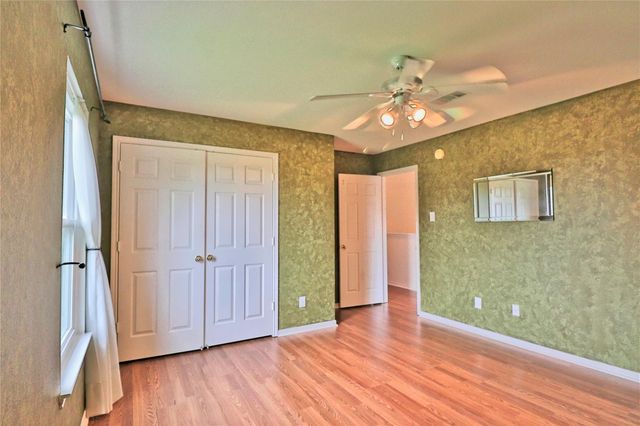 3112 Wild Turkey Lane, Pearland, TX 77581