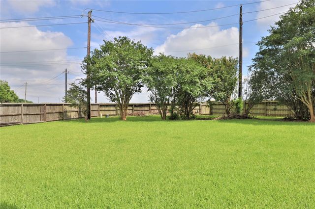 3112 Wild Turkey Lane, Pearland, TX 77581