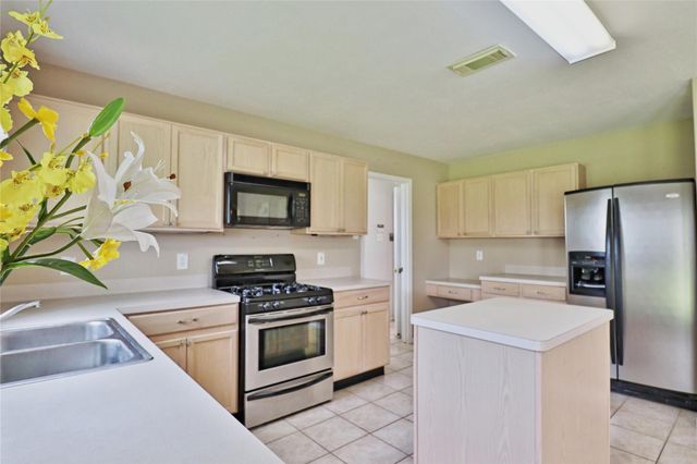 3112 Wild Turkey Lane, Pearland, TX 77581