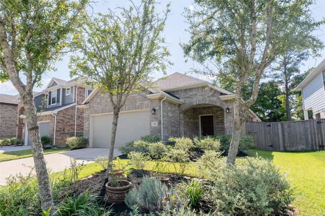 222 Crest Edge Street, Montgomery, TX 77316