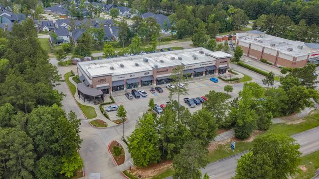 222 Crest Edge Street, Montgomery, TX 77316