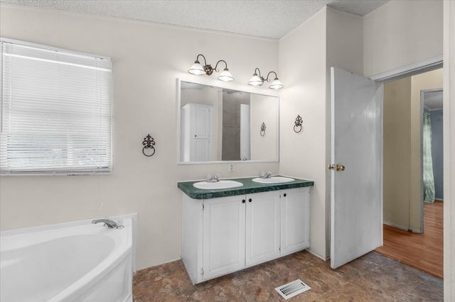 574 Fm 2258, Venus, TX 76084