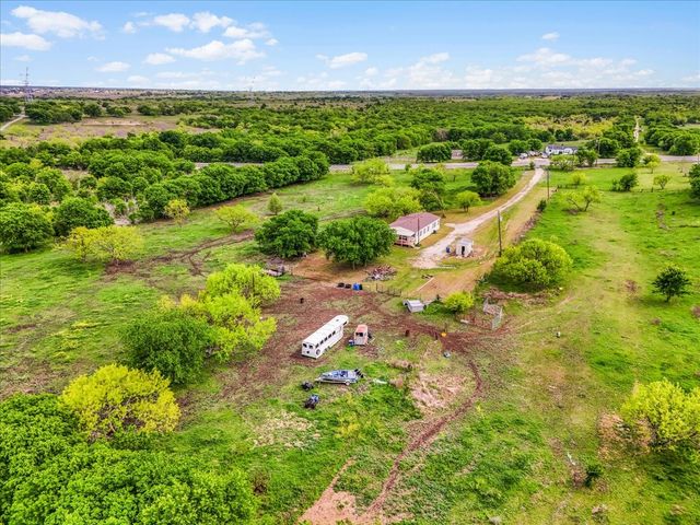 574 Fm 2258, Venus, TX 76084