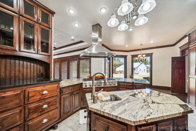 2365 Deer Run, Chouteau, OK 74337