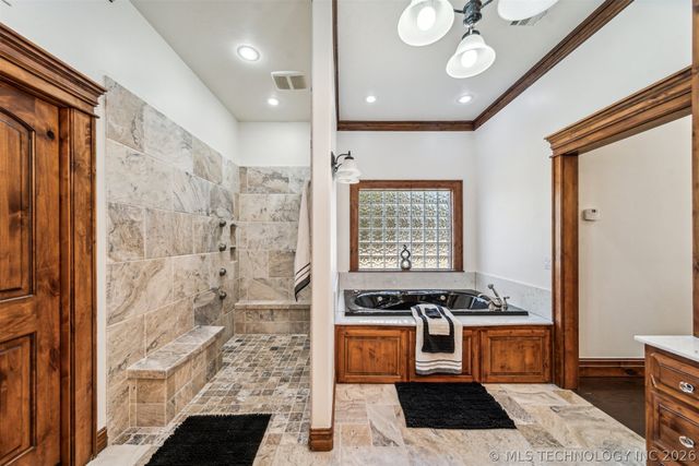 2365 Deer Run, Chouteau, OK 74337
