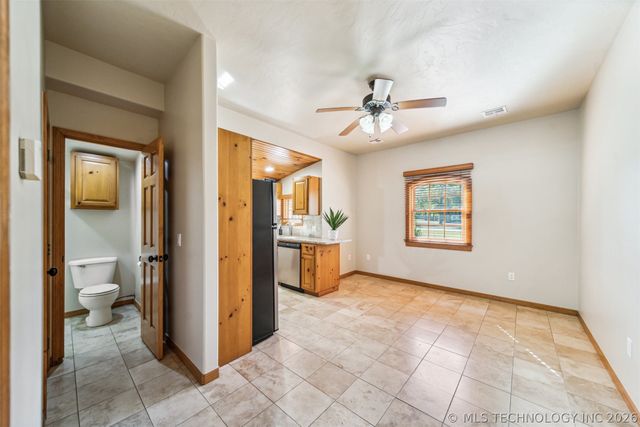 2365 Deer Run, Chouteau, OK 74337