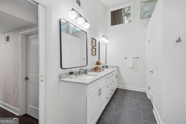 250 Rhine Drive, Alpharetta, GA 30022