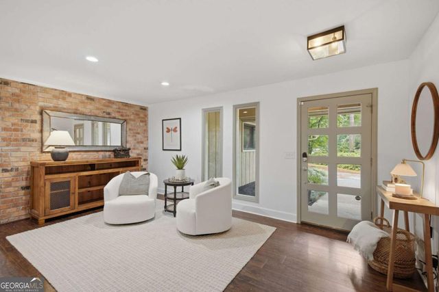 250 Rhine Drive, Alpharetta, GA 30022