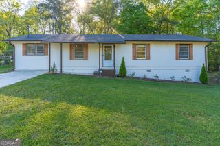 2290 Pinetree Lane NE, Conyers, GA 30012