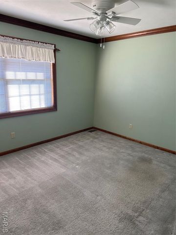 5319 Chapelford Lane, Shrewsbury, MO 63119