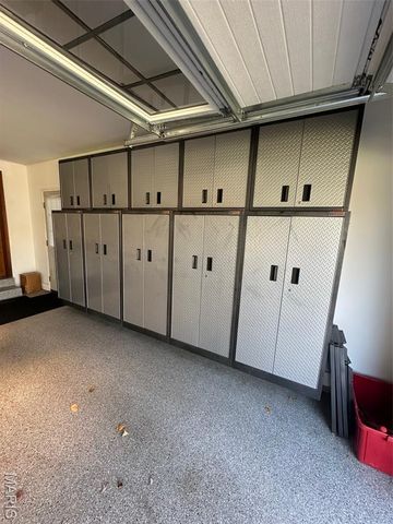 5319 Chapelford Lane, Shrewsbury, MO 63119