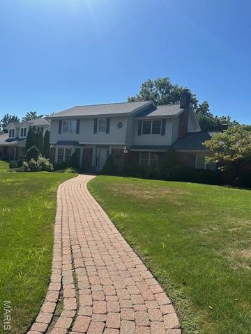 5319 Chapelford Lane, Shrewsbury, MO 63119