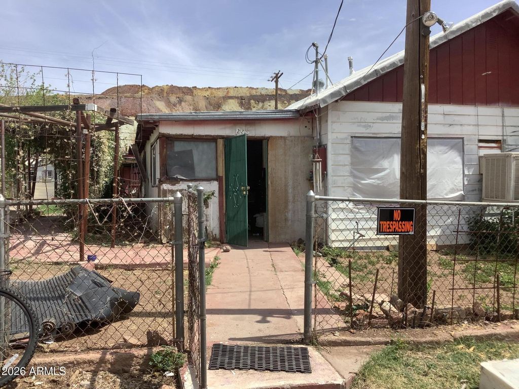 226 Park Avenue, Bisbee, AZ 85603