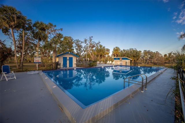 921 FAITH CIRCLE E 6, Bradenton, FL 34212