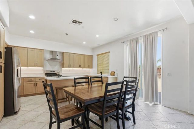 660 Drake, San Jacinto, CA 92582