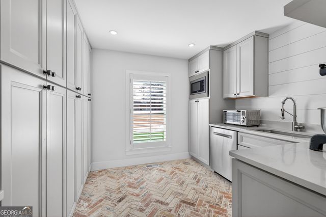 18568 Birmingham Highway, Alpharetta, GA 30004