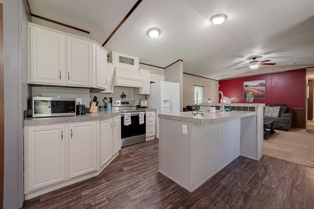 210 Lake Drive, Freeport, TX 77541