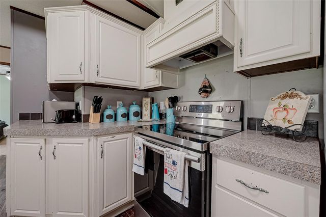 210 Lake Drive, Freeport, TX 77541