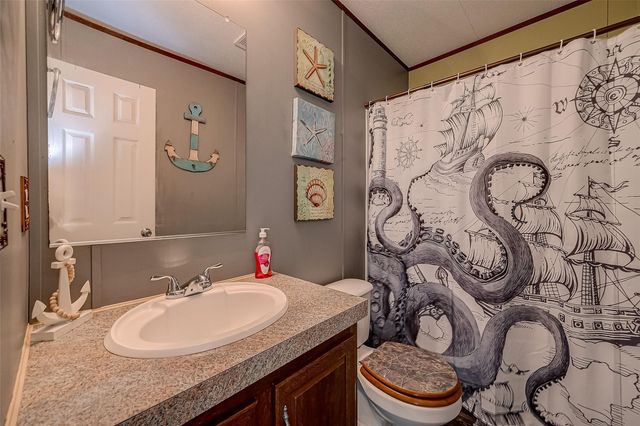 210 Lake Drive, Freeport, TX 77541