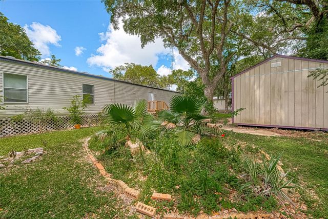 210 Lake Drive, Freeport, TX 77541