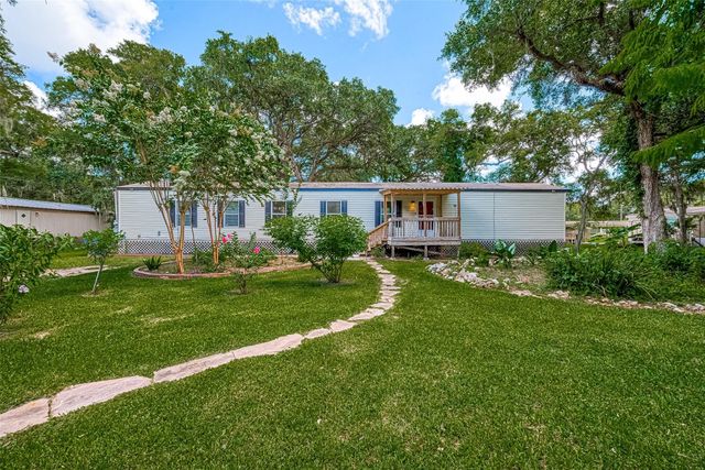 210 Lake Drive, Freeport, TX 77541