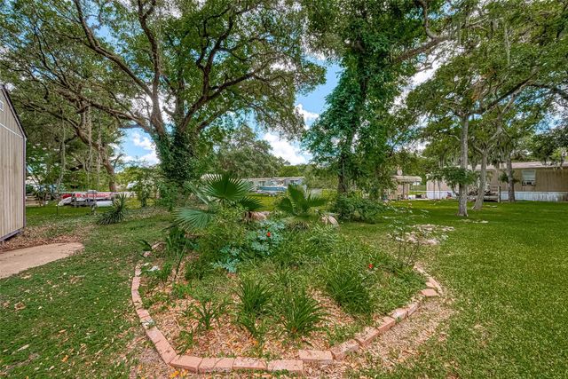 210 Lake Drive, Freeport, TX 77541