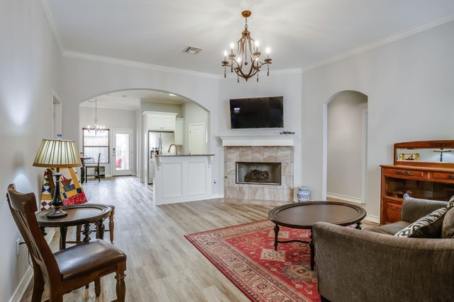 5907 104th Street, Lubbock, TX 79424