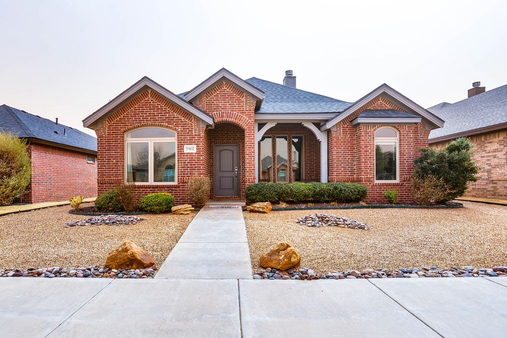 5907 104th Street, Lubbock, TX 79424