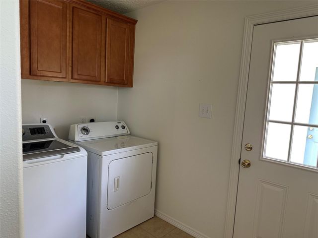 107 Grover Street, Ellinger, TX 78938