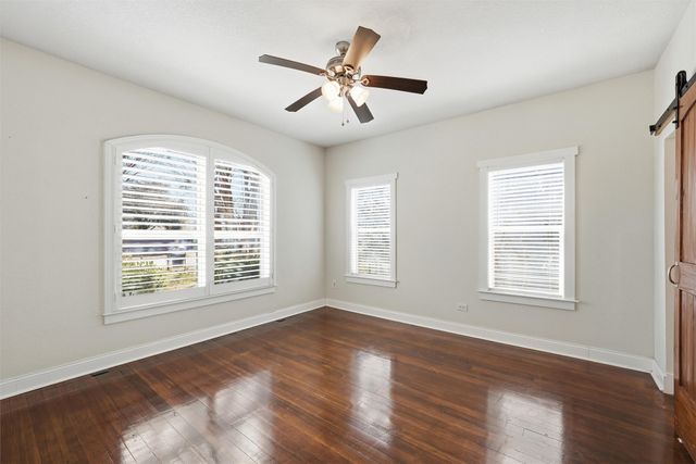 2607 Fort Avenue, Waco, TX 76707