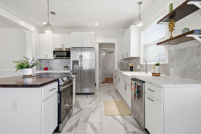 2607 Fort Avenue, Waco, TX 76707