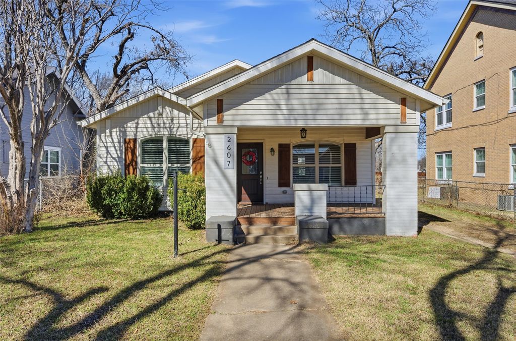 2607 Fort Avenue, Waco, TX 76707