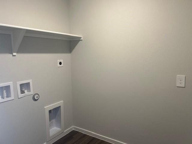 214 Perry PL, Rockdale, TX 76567