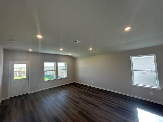 214 Perry PL, Rockdale, TX 76567