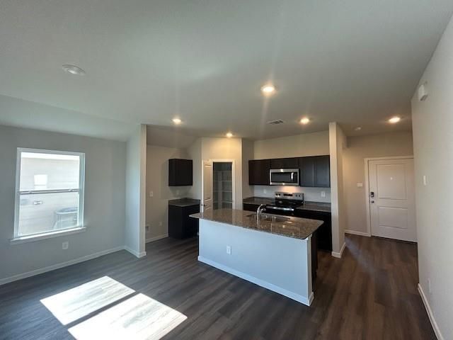 214 Perry PL, Rockdale, TX 76567