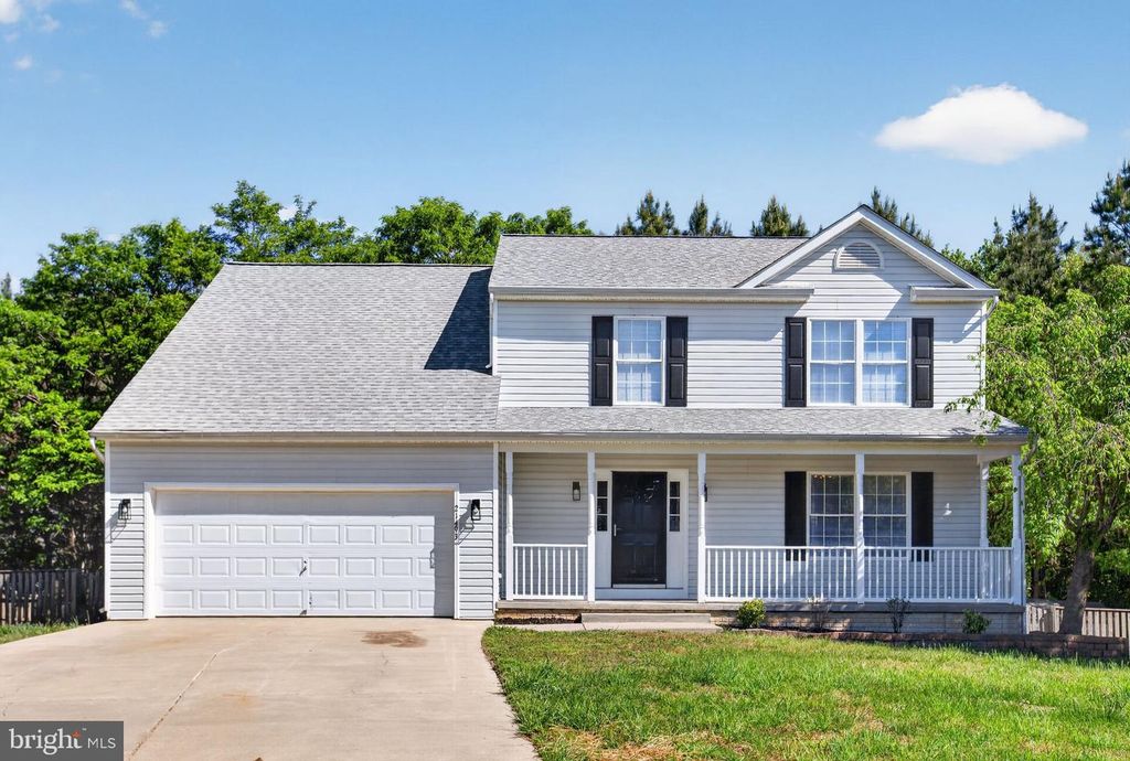 Image 1 of property listing at 21493 HILLARY CT, Lexington Park, MD 20653