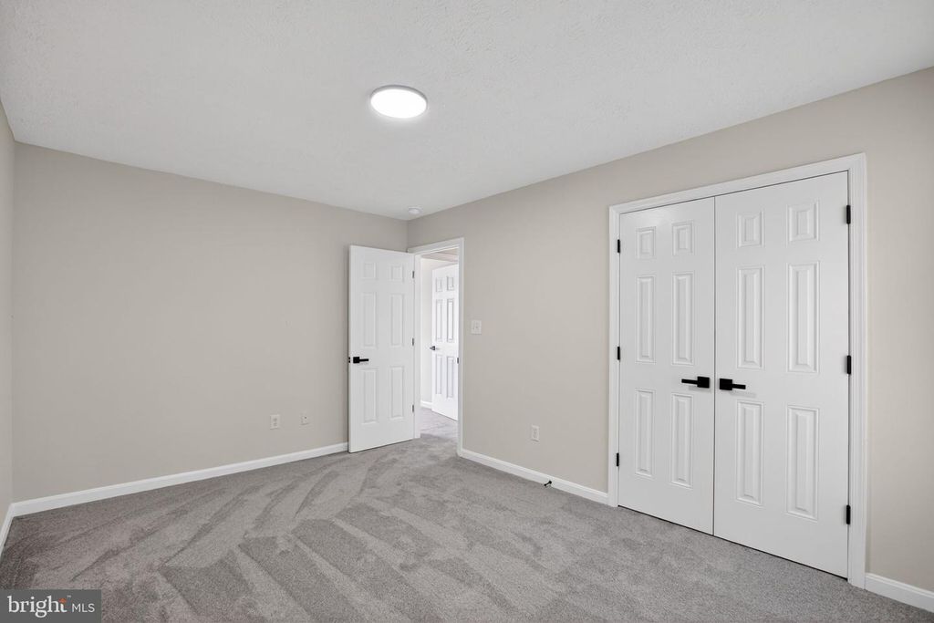 Image 18 of property listing at 21493 HILLARY CT, Lexington Park, MD 20653