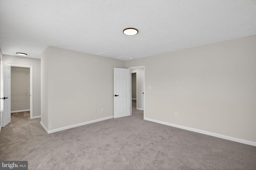 Image 19 of property listing at 21493 HILLARY CT, Lexington Park, MD 20653