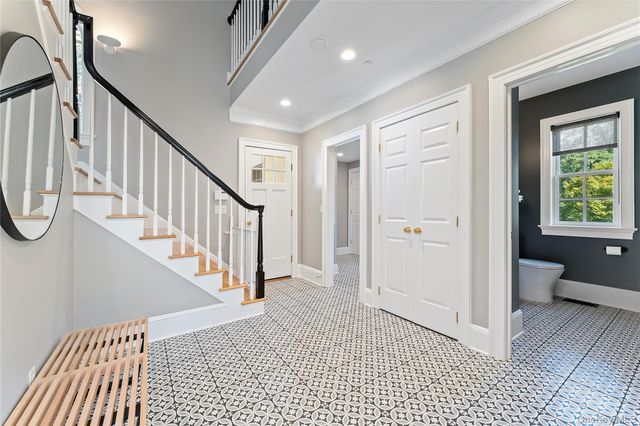 2 Belmont Drive, Irvington, NY 10533