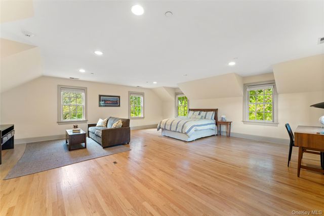 2 Belmont Drive, Irvington, NY 10533